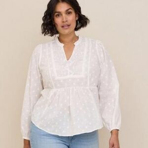 Torrid size 4 white